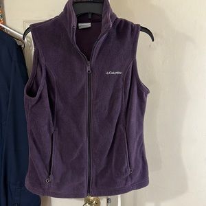 Women’s Columbia vest